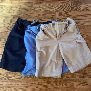 Boys Under Armour Golf Shorts. Lot of 3.